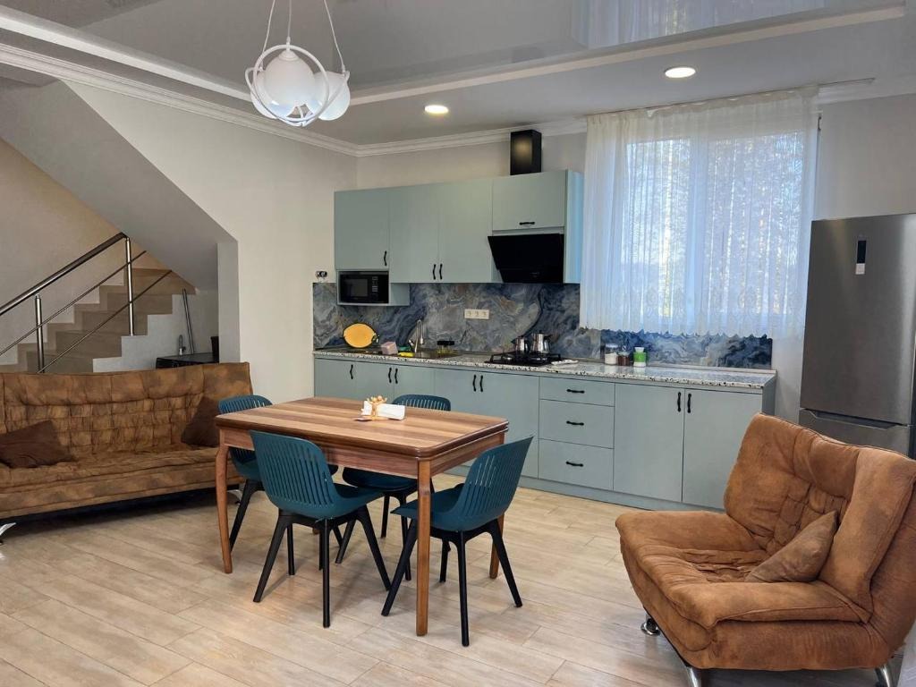 هتل جی تی باتومی